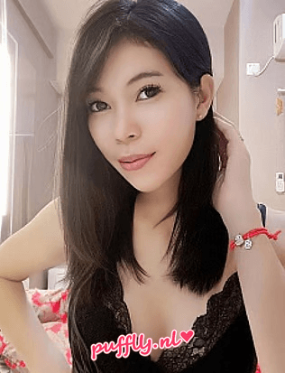 Magdalena — photo 2 | Puffly