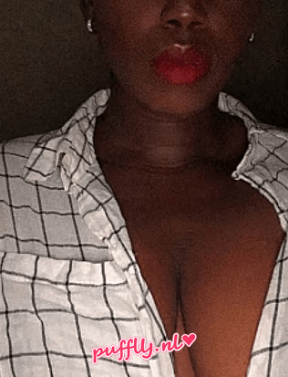 Becky — photo 2 | Puffly