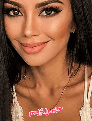 Karolin — profile photo | Puffly