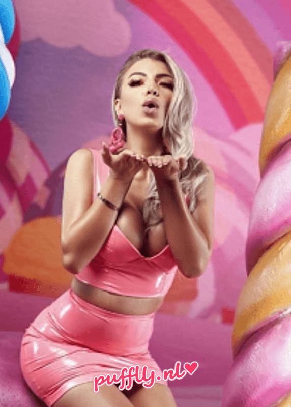 Alecsa in Amsterdam — modelprofiel op Puffly — photo 2