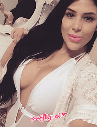 Amazonia in Amsterdam — modelprofiel op Puffly