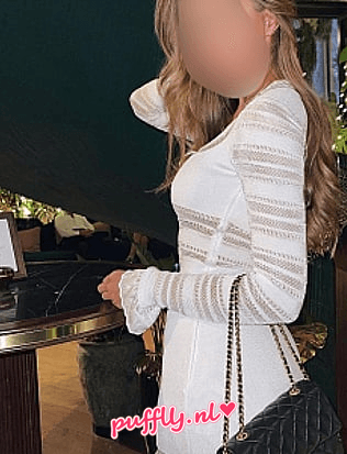 Daniela in Amsterdam — modelprofiel op Puffly — photo 3