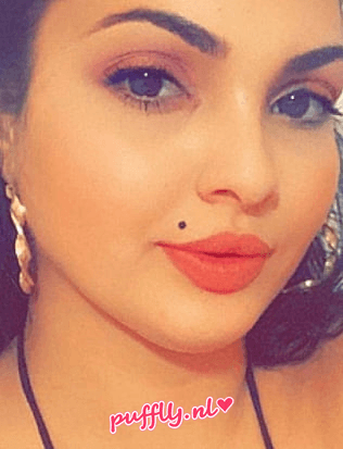 Iasmina in Amsterdam — modelprofiel op Puffly